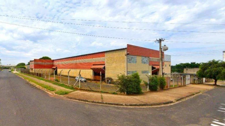 Imagem Galpão à venda em Araraquara, Jardim Regina, 1.342,64m2