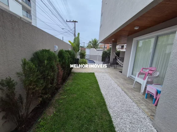 Imagem Casa Nova á Venda com 03 Dormitórios sendo 01 Suíte Localizado no Centro de Camboriú - SC
