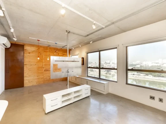 Imagem Apartamento Vila Leopoldina - 70M², 1 Dorm, 1 Suíte, 1 Vaga Demarcada, Academia, Piscina, Lavanderia, Sauna, Split, Banheiro de Serviço.