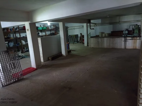 Imagem Oportunidade Única de Investimento! Salão Comercial + Apartamento Residencial à Venda em Peruíbe. Bem Pertinho do Mar.
