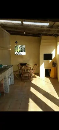 Imagem Casa 3 dormtórios com 3 Camas de Casal