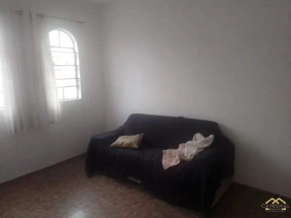 Imagem Casa térrea em localização privilegiada na Vila Arens