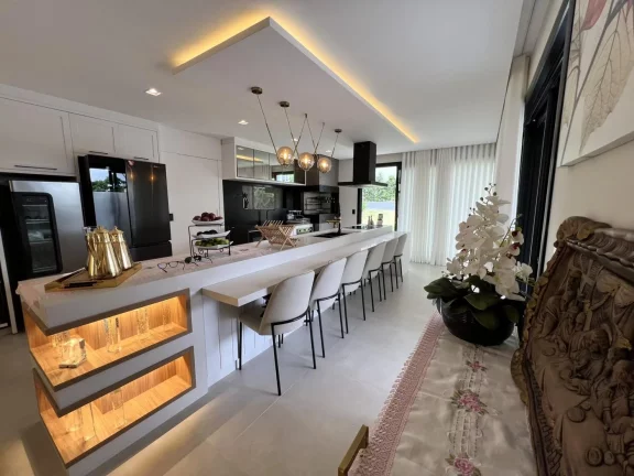 Imagem Casa Alto Padrão para Venda em Florianópolis / SC no bairro Ingleses do Rio Vermelho