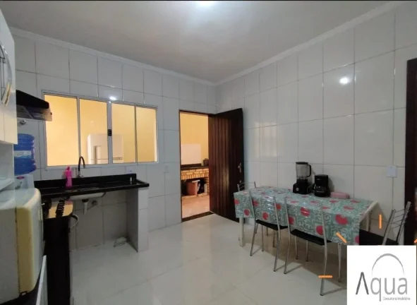 Imagem Casa para Venda em Itanhaém, Tupy, 3 dormitórios, 1 suíte, 1 banheiro, 3 vagas