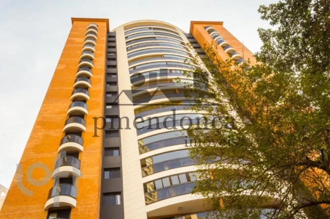 Imagem Apartamento excelente, no bairro Alto da Lapa, com 218 metros de Área útil e mais 25 metro extras ...