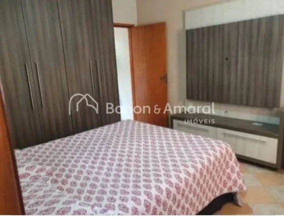 Imagem Casa em terreno 200m² com construção de 176m².
Sendo: 3 quartos com 1 suíte 1 banheiros, sala d...