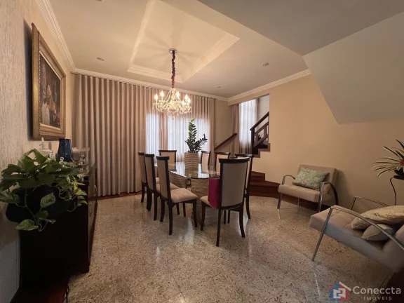 Imagem Sobrado à Venda no Alto Caiçaras – 4 Quartos, 2 Suítes e 380m² Construídos
