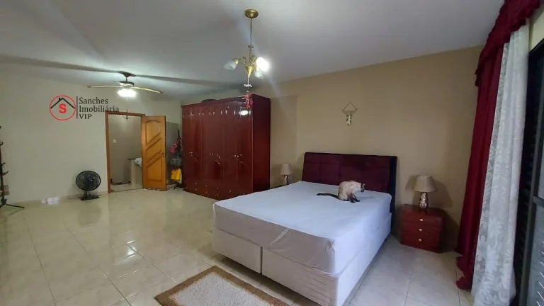 Imagem SOBRADO A VENDA PRÓXIMO AO SHOPPING ANÁLIA FRANCO. TEM 220 METROS, 2 DORMITÓRIOS, 1 SUITE MASTER COM CLOSET E VARANDA.