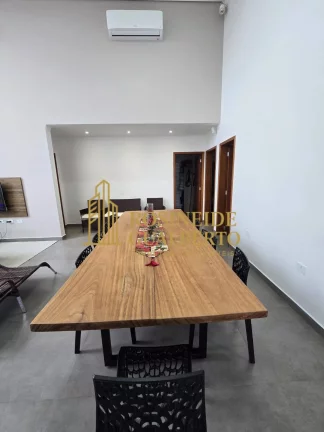 Imagem Casa 3 dormitórios Alto Padrão no Porto Novo – Caraguatatuba