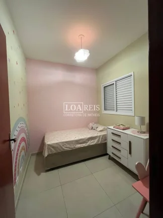 Imagem CASA TÉRREA 3 DORMITÓRIOS COZINHA PLANEJADA AR CONDICIONADO - CONDOMÍNIO