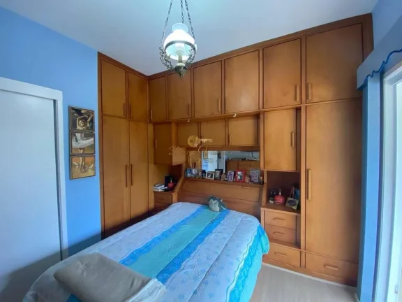 Imagem Casa em Condomínio para Venda em Teresópolis / RJ no bairro Ermitage