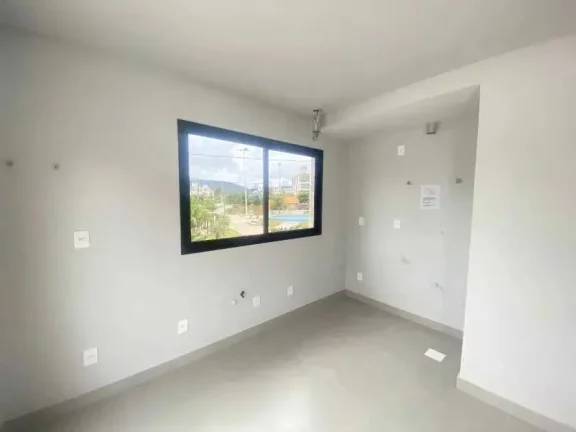 Imagem Apartamento 2 dormitórios sendo 1 suíte e 2 vagas de garagem em Canto Grande - Bombinhas