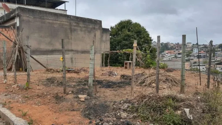 Imagem Lote à venda, no Loteamento Vale das Rosas, em Barbacena, Grogotó, 360m2