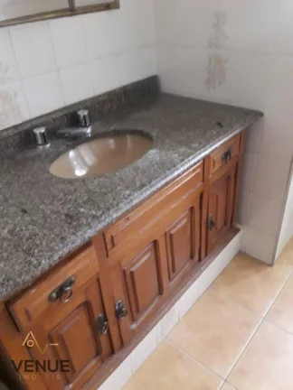 Imagem Sobrado com 4 dormitórios à venda, 291 m² por R$ 750.050,00 - Vila Picinin - São Paulo/SP