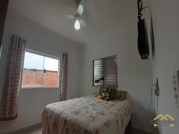 Imagem Casa com 4 quartos e 3 vagas em bairro bem localizado em Jundiaí/SP