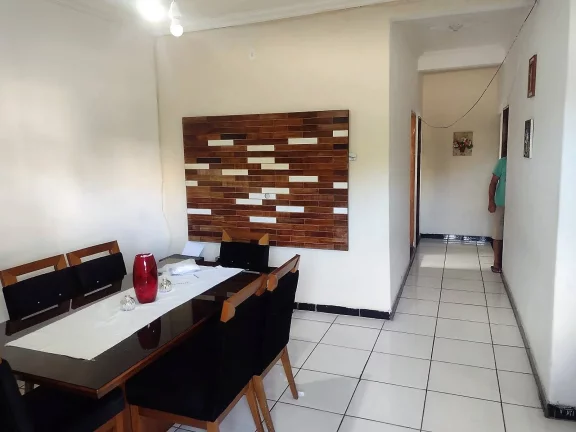 Imagem VENDE-SE CASA COM TERRENO GRANDE CRECI/MG 42.187
