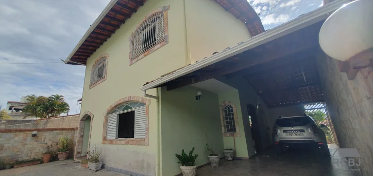 Imagem CASA COMERCIAL em ESMERALDAS - MG, CENTRO