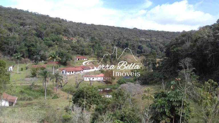 Imagem Fazenda com 7 dormitórios à venda, 2960000 m² por R$ 5.800.000,00 - Contendas - São José do Vale do Rio Preto/RJ