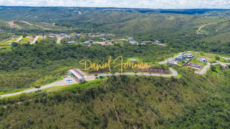 Imagem Lote à venda no Condomínio Quatro Estações com 997 m²