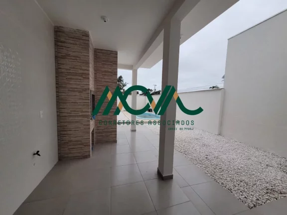Imagem Casa com Piscina em Itapoá, 3 quartos sendo 1 suíte, pertinho da praia!