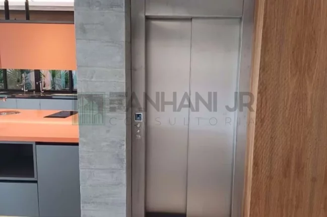 Imagem Casa de Alto Padrão no Jardim Paulista: 5 Quartos, 5 Suítes, 4 Salas, 6 Banheiros, 4 Vagas, 450 m² - São Paulo-SP