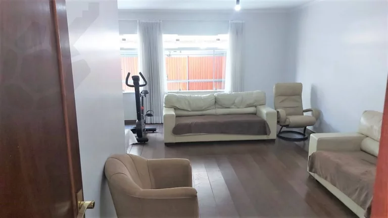 Imagem ESPAÇOSO SOBRADO * 4 DORM. * 3 SUÍTES * VENDA OU LOCAÇÃO