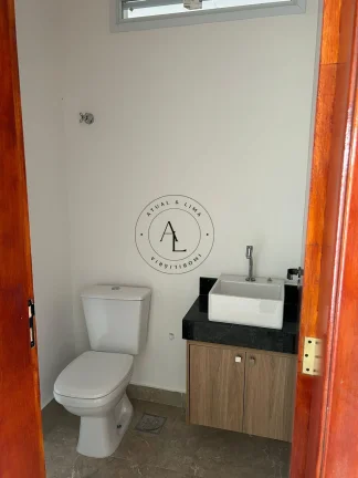 Imagem Casa Elegante em Condomínio Fechado em Valinhos: Conforto, Segurança e Qualidade de Vida!