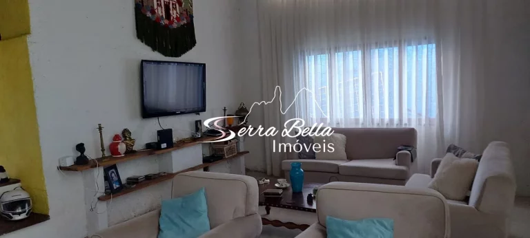 Imagem Casa com 3 dormitórios à venda, 250 m² por R$ 1.020.000 - Parque do Ingá - Teresópolis/RJ