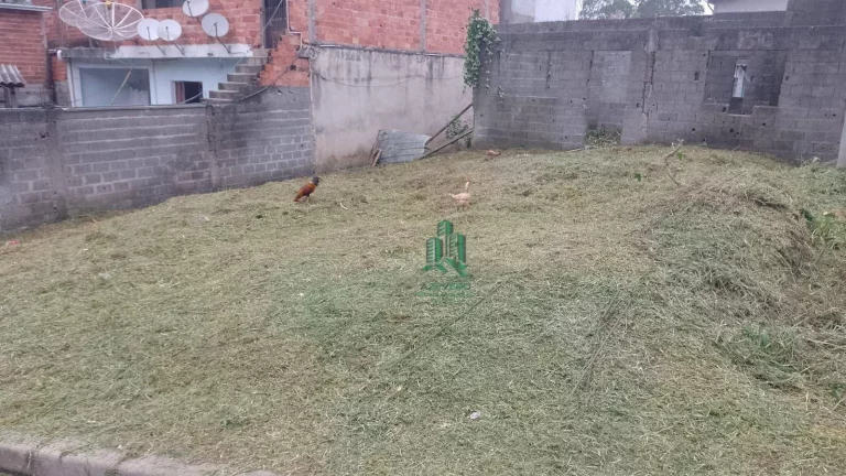 Imagem Terreno à venda, 271 m² por R$ 170.000,00 - Pedreira - Arujá/SP