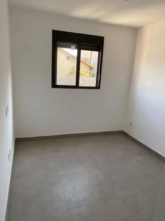 Imagem Casa geminada 02 quartos com suíte - Canaã