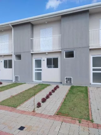 Imagem Sobrado com 2 dormitórios à venda, 61 m² por R$ 340.000,00 - Vila Urupês - Suzano/SP