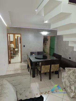 Imagem Casa com 03 quartos na Vila Ema 190m²