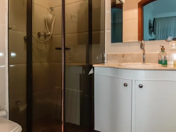 Imagem Apartamento com 3 dormitórios à venda, 130 m² por R$ 590.000,00 - Enseada - Guarujá/SP