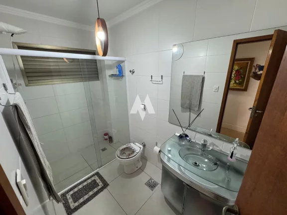 Imagem Apartamento 2 dormitórios á venda em Marapé, Santos/SP