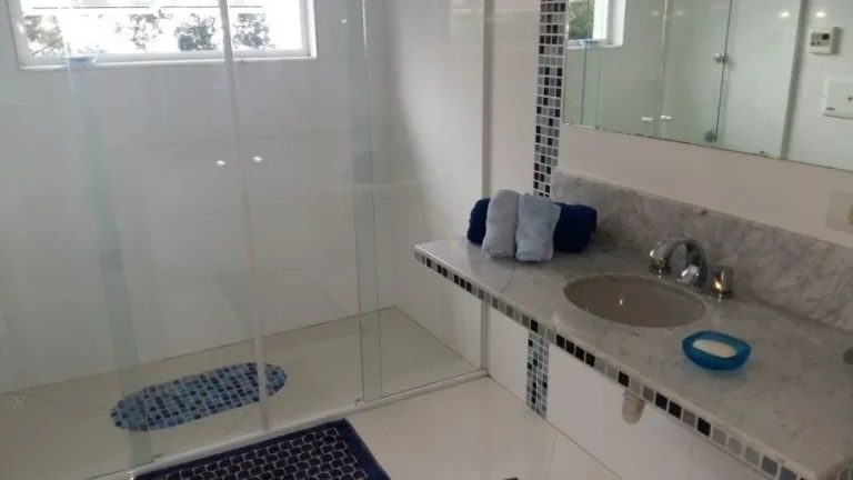 Imagem Casa em condomínio para Venda por R$3.600.000,00 com 650m², 4 salas, 5 banheiros e 4 vagas - Serra da cantareira, Mairiporã / SP - Cód. BDI13848