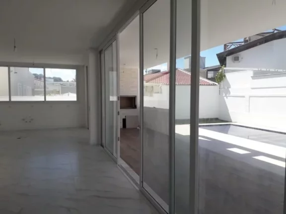 Imagem Casa com 4 dormitórios à venda - Jurerê Internacional - Florianópolis/SC