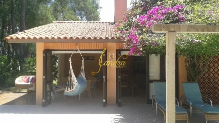 Imagem Sobrado duplex com 07 dormitórios em Atlãntida