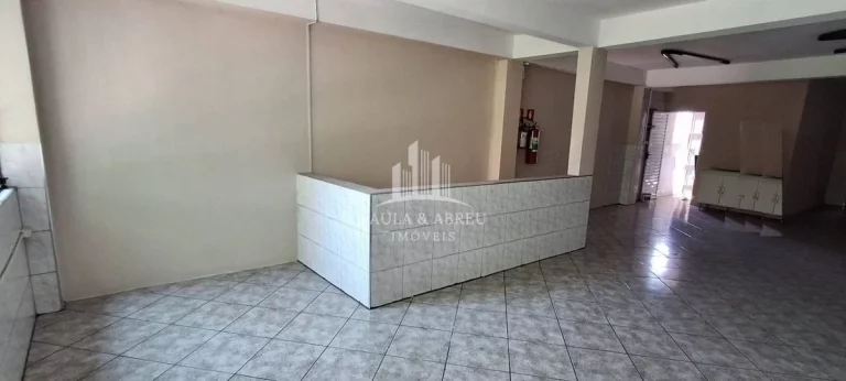 Imagem ALUGA Salão Comercial no 1° andar, com 80m², por 1.200 com tudo, 2 Banheiro, Fogão industrial, pia grande, na Avenida do Jardim Zaíra, Mauá-SP