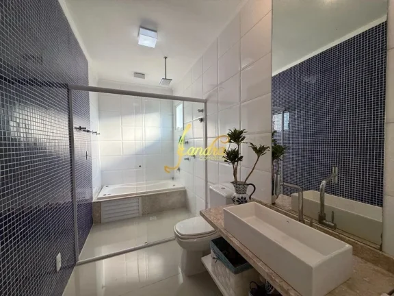 Imagem Sobrado mobiliado e decorado com piscina