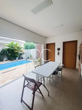 Imagem Ibiti Royal Park - Venda Sobrado | AT 250 m² | AC 230 m² | 3 Dormitórios | 3 Suítes | 4 Banheiros | 4 Vagas