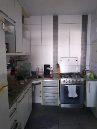 Imagem Um anúncio claro com pontos fortes