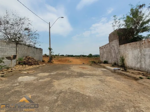 Imagem OPORTUNIDADE NO LOTEAMENTO VILA DOURADA