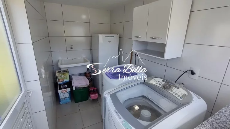 Imagem Casa com 4 dormitórios à venda, 200 m² por R$ 840.000,00 - Albuquerque - Teresópolis/RJ