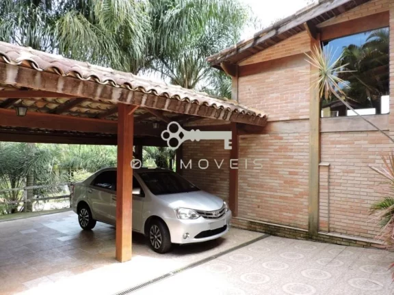 Imagem Espaçosa casa na Chácara Vale do Rio Cotia - Fazendinha - Granja Viana