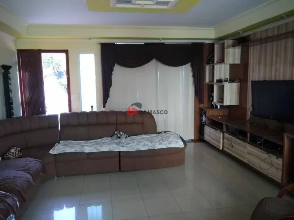 Imagem Sobrado à venda 3 Quartos, 3 Suites, 5 Vagas, 250M², Osvaldo Cruz, São Caetano do Sul - SP