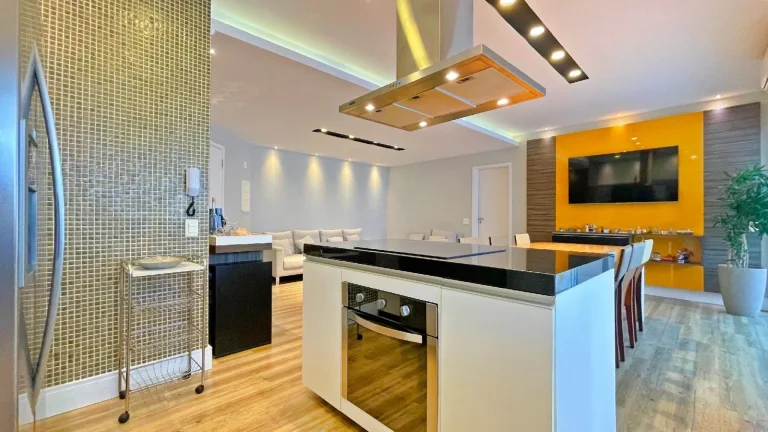 Imagem Imperdível apartamento de luxo na Riviera de São Lourenço Módulo 07: 4 quartos, 2 suítes, 3 salas, varanda gourmet e 2 vagas de garagem!