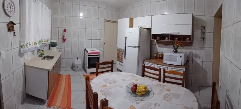 Imagem Sobrado com 3 dormitórios à venda, 200 m² por R$ 470.000,00 - Parque Maria Helena - Suzano/SP