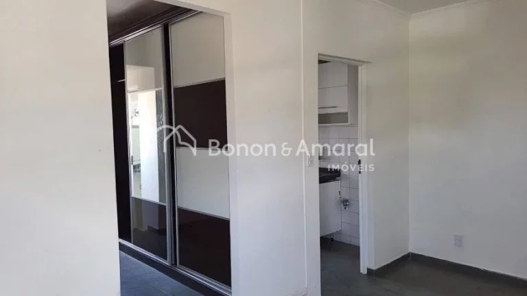 Imagem Ótimo apartamento em excelente localização no Cambuí. O apartamento em andar alto conta com uma ...
