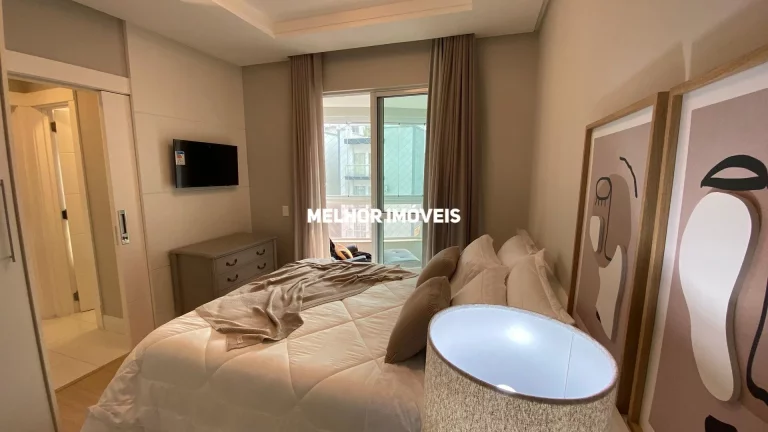 Imagem Apartamento á venda com 3 dormitórios na quadra mar em Balneário Camboriú - SC