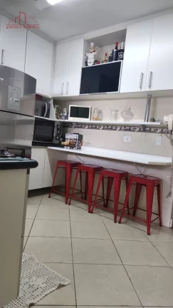 Imagem Oportunidade - Casa 220m² - 2 Dorm - 1 Suíte - 1 Vaga - Taboão da Serra.